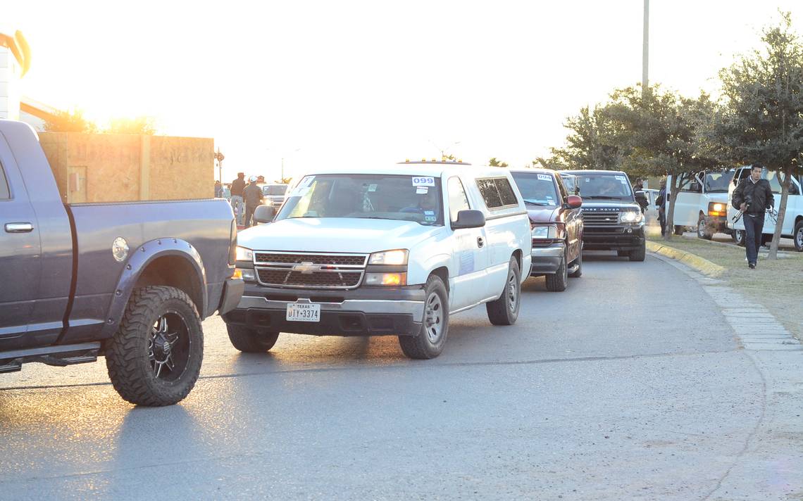 Participan mil 300 carros en la caravana Diario de Quer taro